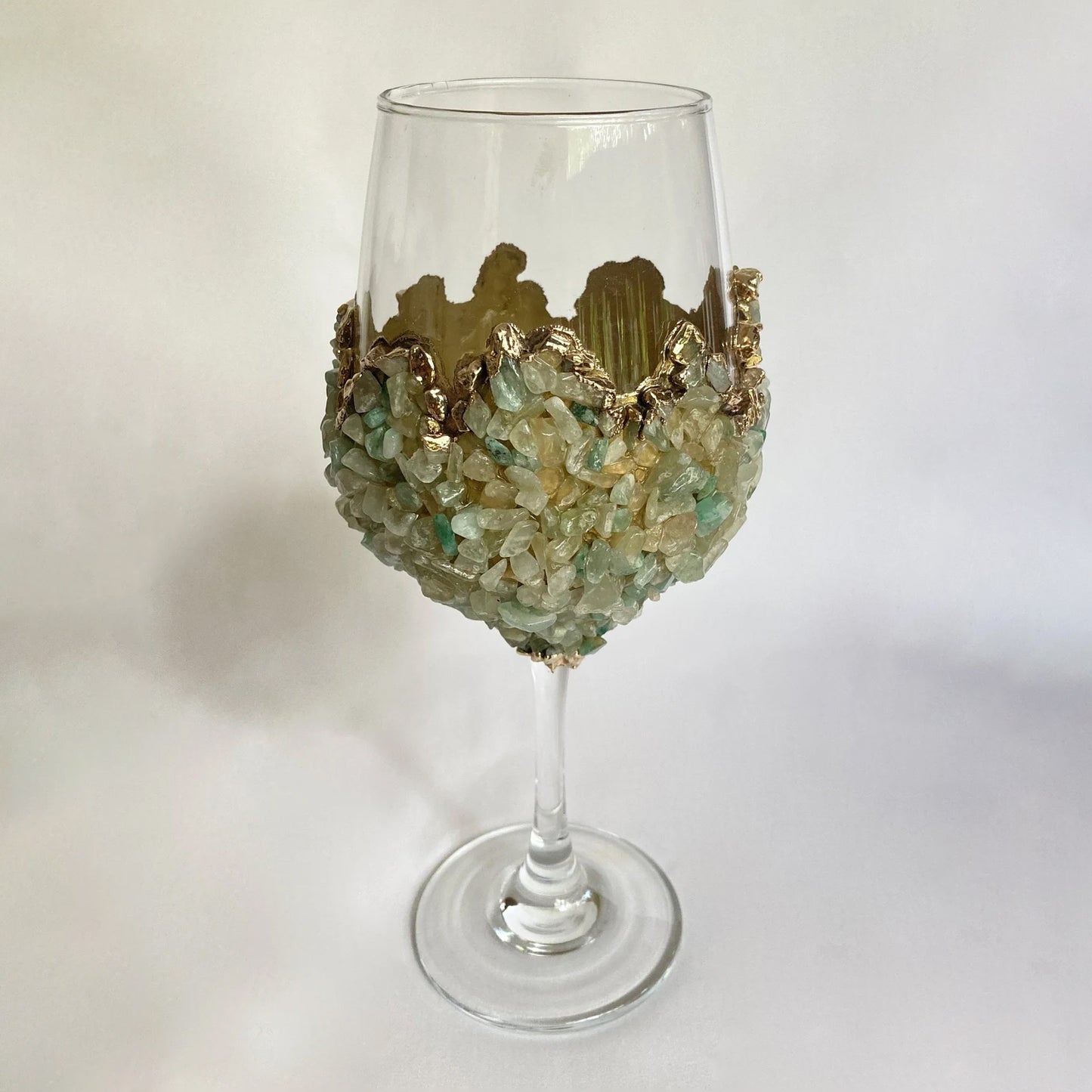 Set of 2 |Crystal Wine Glasses with Gold Plated Light Green Agate/Quartz Semi-precious Crystals | 16 oz/465 ml