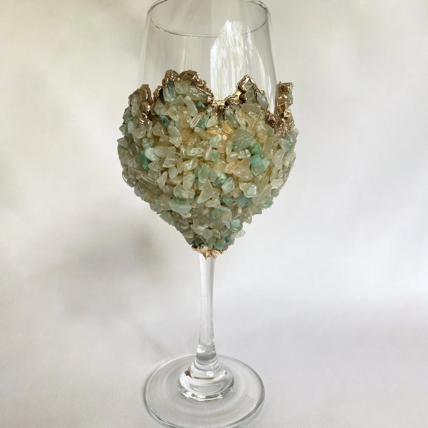 Set of 2 |Crystal Wine Glasses with Gold Plated Light Green Agate/Quartz Semi-precious Crystals | 16 oz/465 ml