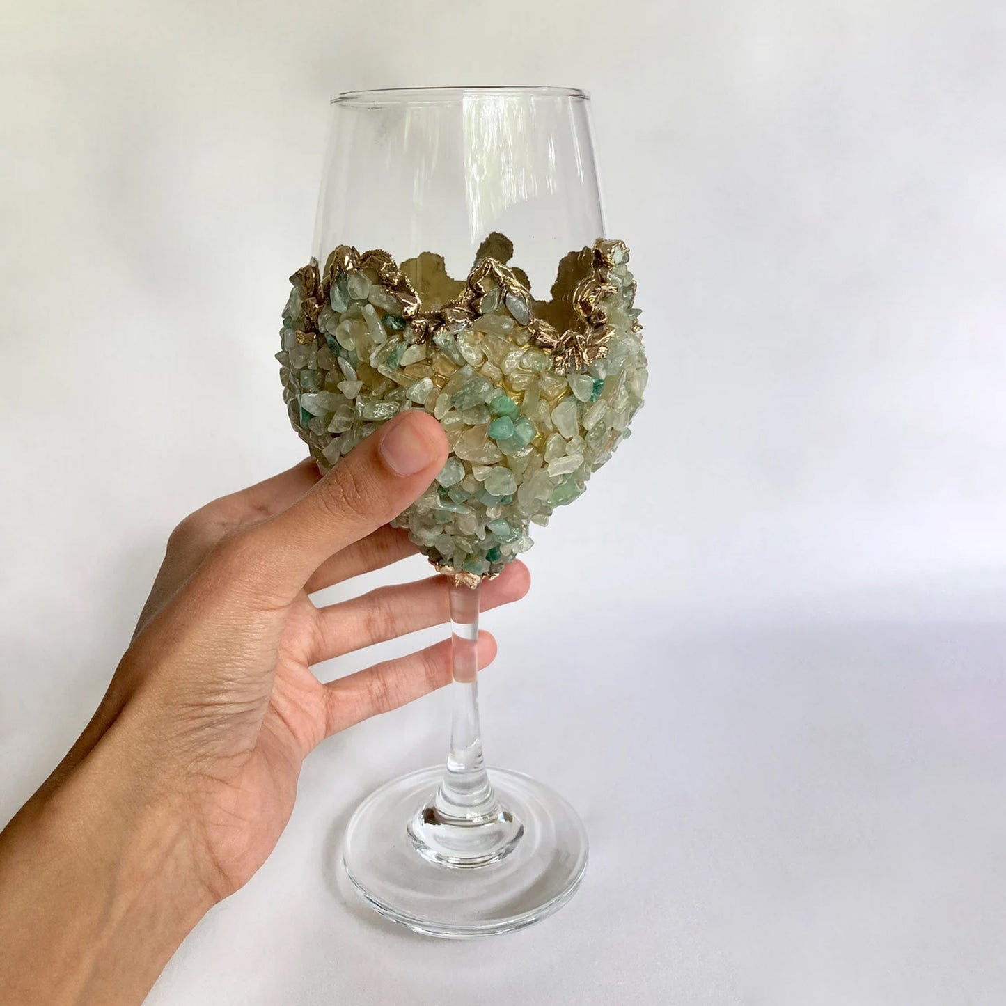 Set of 2 |Crystal Wine Glasses with Gold Plated Light Green Agate/Quartz Semi-precious Crystals | 16 oz/465 ml