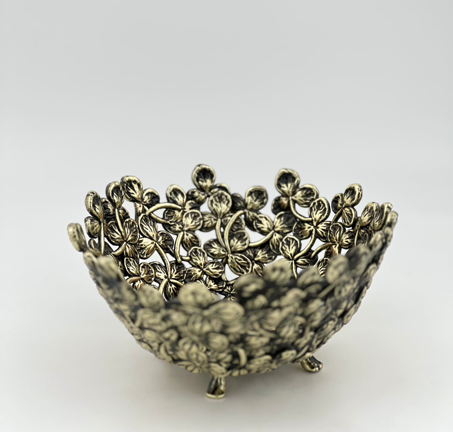 Small Leaf Bowl - Decorative Serveware | Nut Bowl | Centrepiece | Home Accent | Gold, Silver or Antique Finish