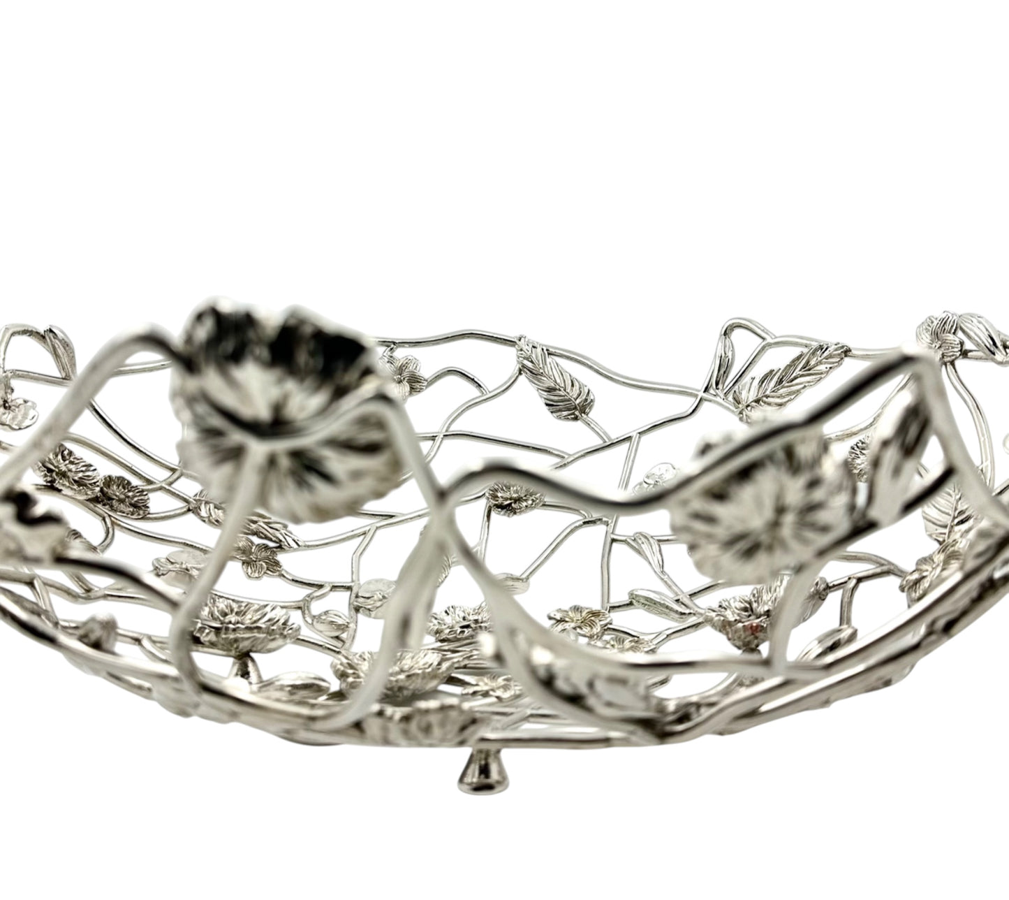 Blossom Weave - Metal Fruit Basket