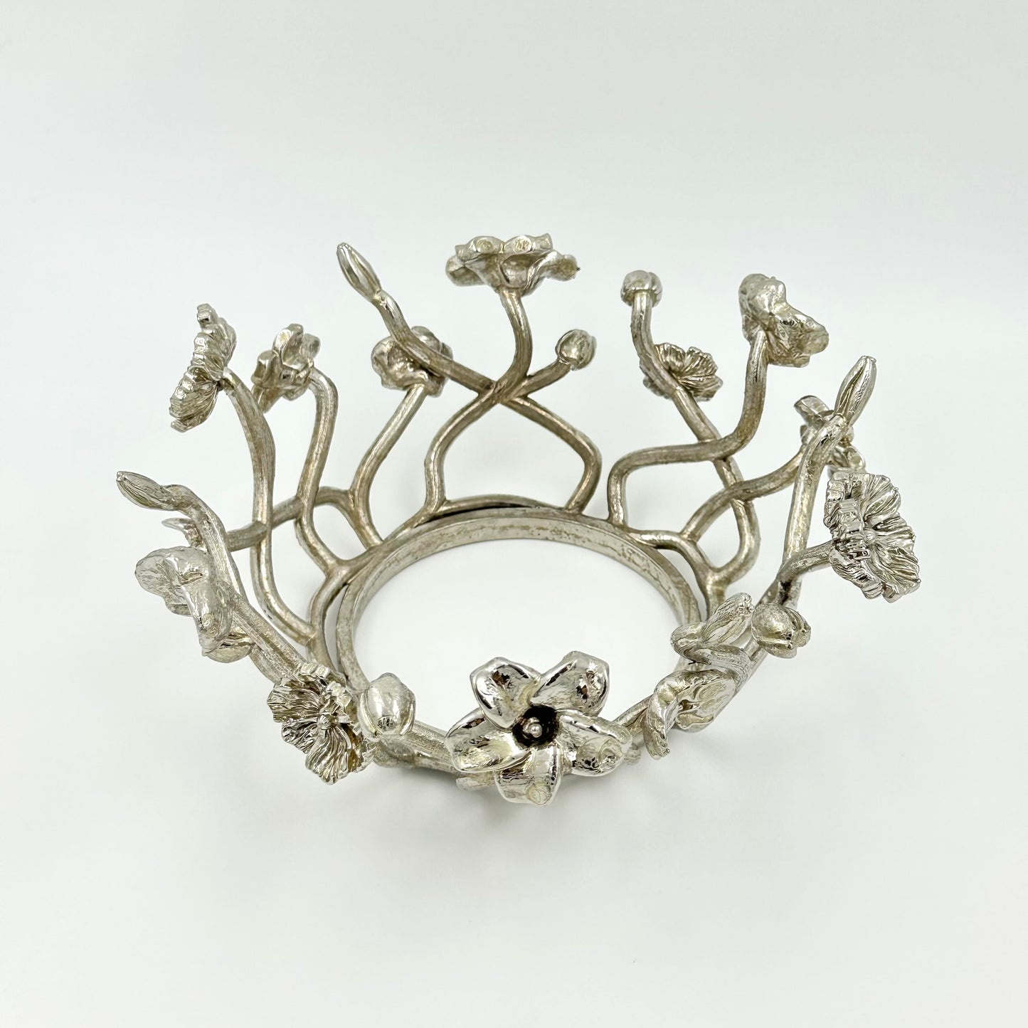 Silver Bloom - Glass Bowl with Floral Nest