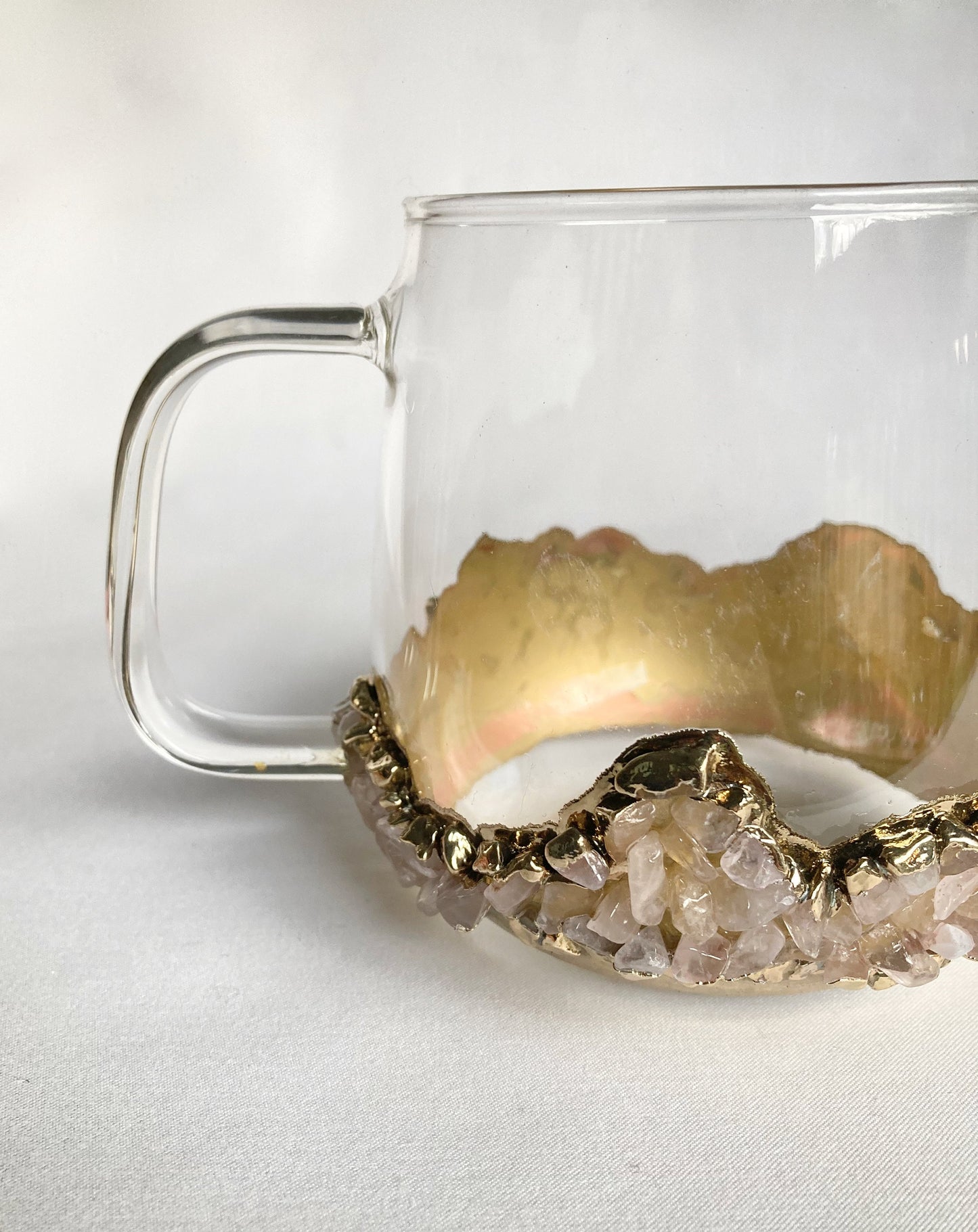 Set of 2 |Crystal Glass Coffee/Tea/Juice Mugs with Gold Plated Rose Quartz Agate/Quartz Semi-precious Crystals | 17 oz/500 ml