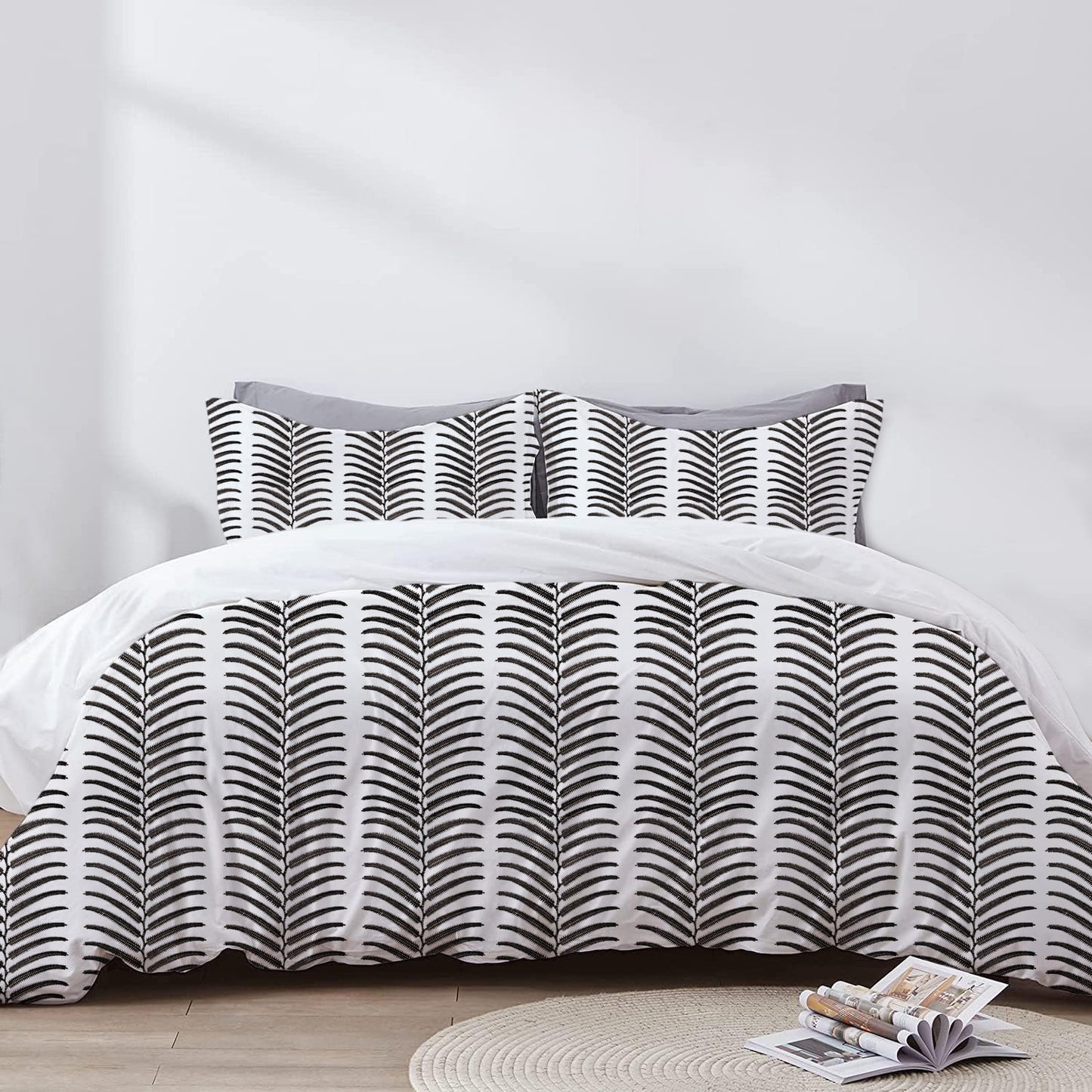 Elara - 3 Piece Crewel Embroidered Duvet Set | Linen Cotton Mix | Embroidered Duvet Cover with Embroidered Pillowcases | Handmade | Soft