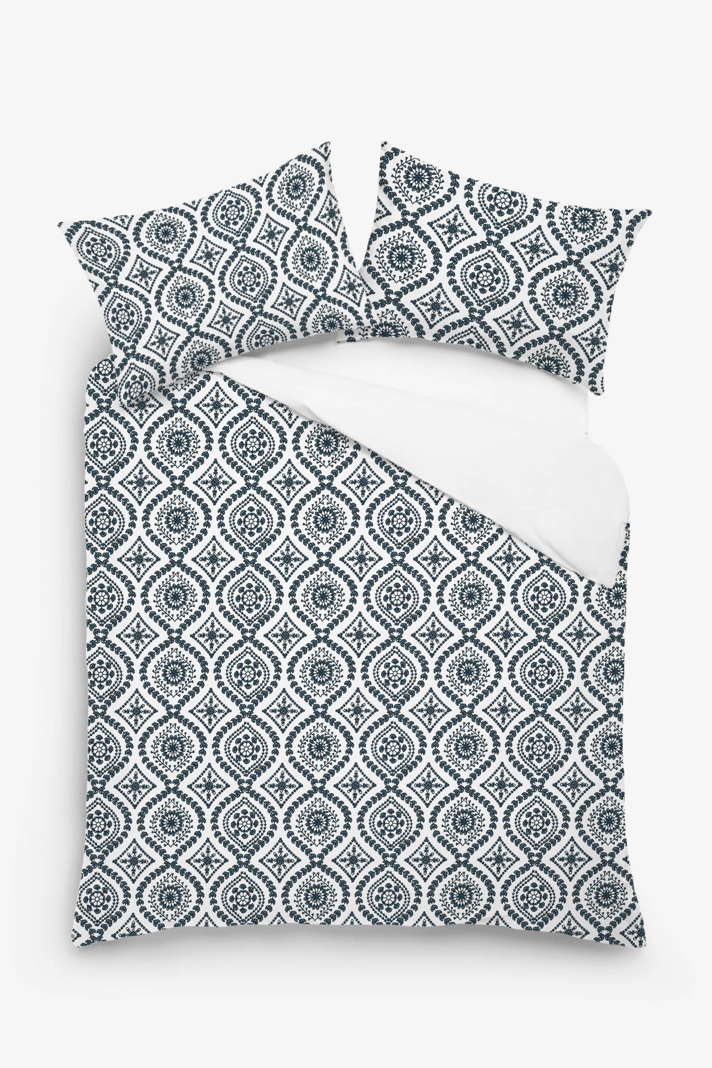 Nikoleta - 3 Piece Crewel Embroidered Duvet Set | Linen Cotton Mix | Embroidered Duvet Cover with Embroidered Pillowcases | Handmade | Soft