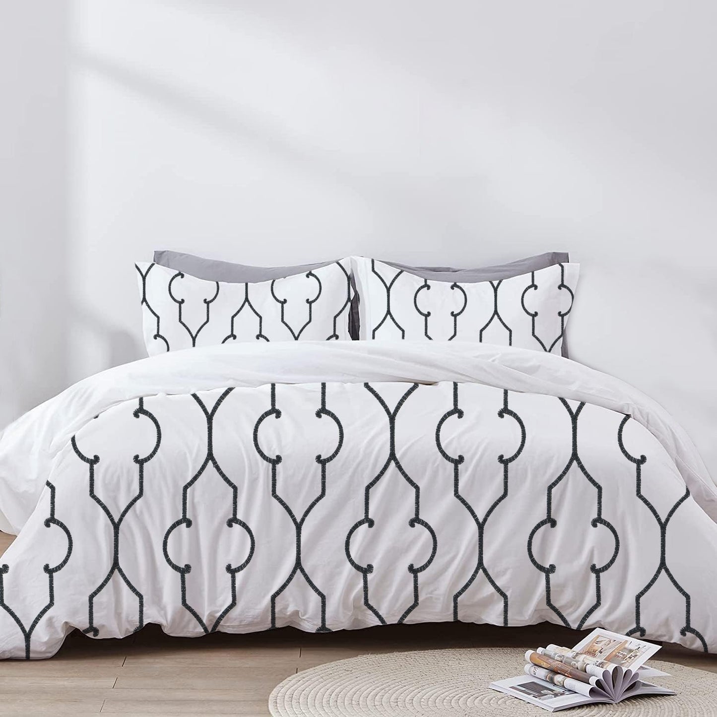 Leonora - 3 Piece Crewel Embroidered Duvet Set | Linen Cotton Mix | Embroidered Duvet Cover with Embroidered Pillowcases | Handmade | Soft