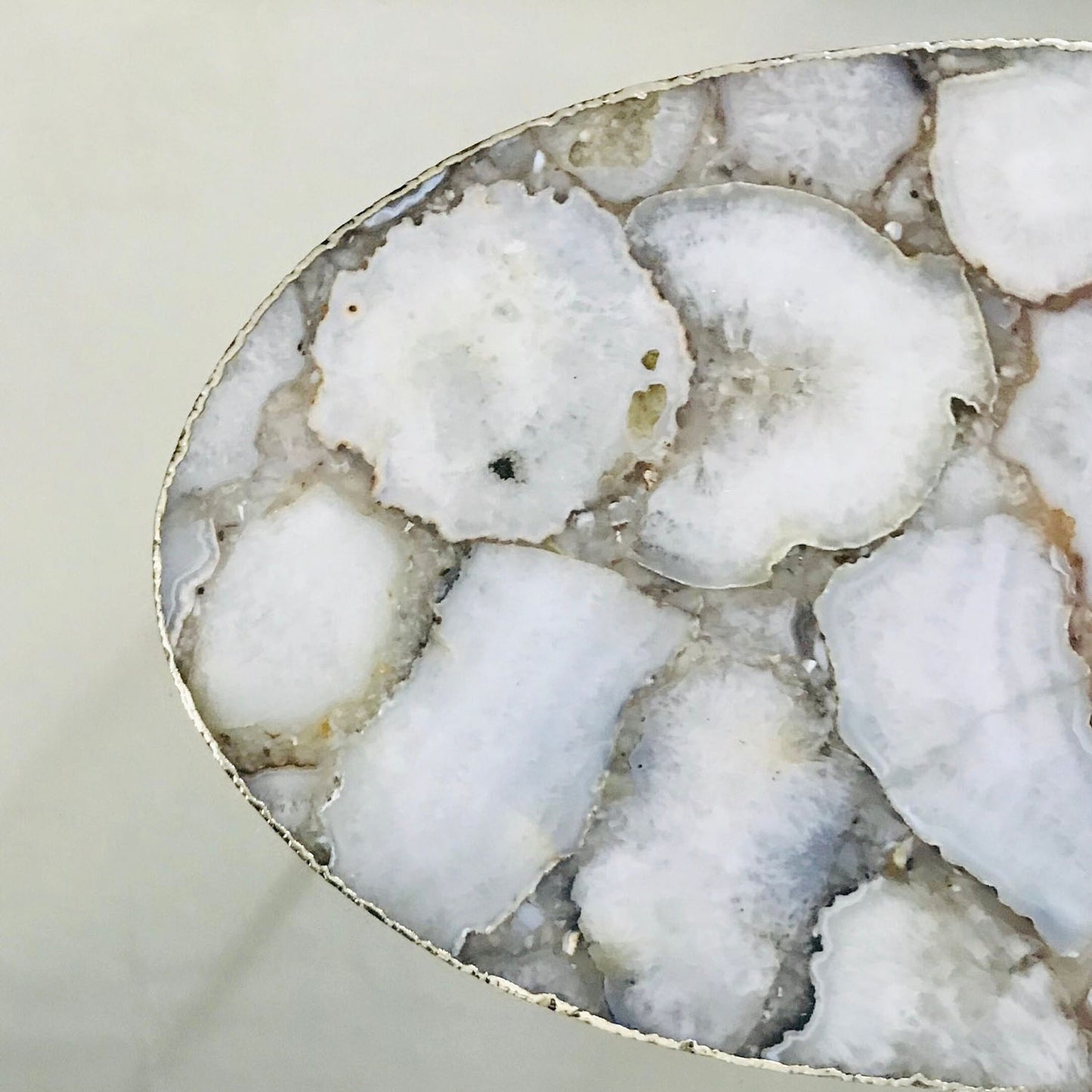Oval White Agate/Crystal/Gemstone/Quartz Organic Edge Side/Drink/Table