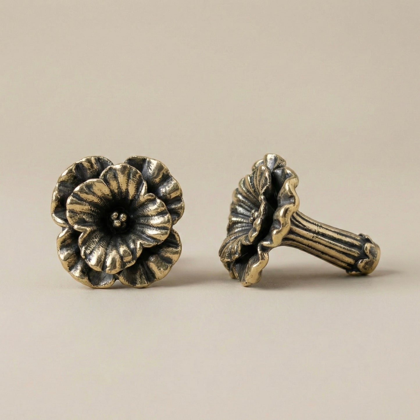 Antique Brass Flower Drawer Knobs