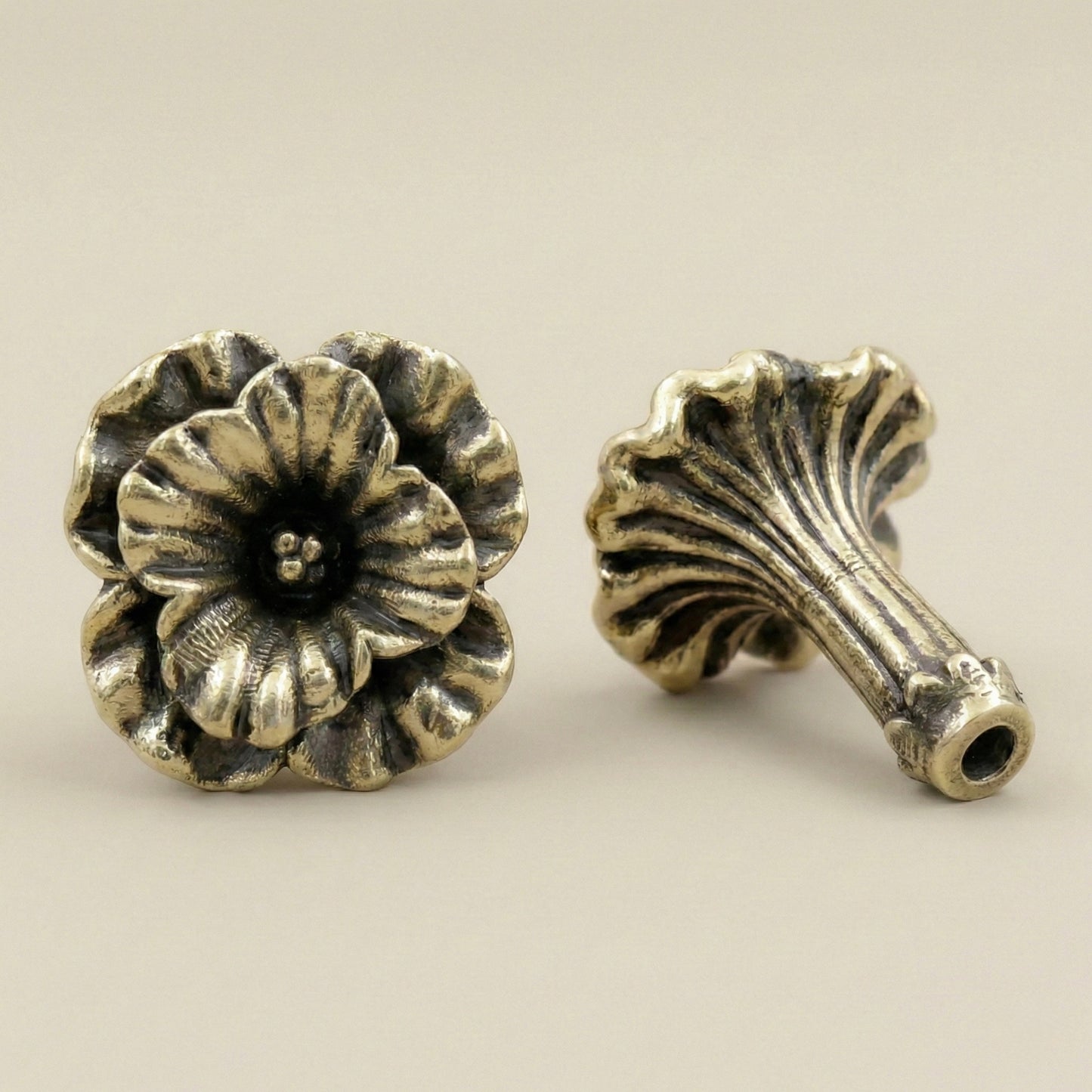 Antique Brass Flower Drawer Knobs