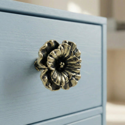 Antique Brass Flower Drawer Knobs