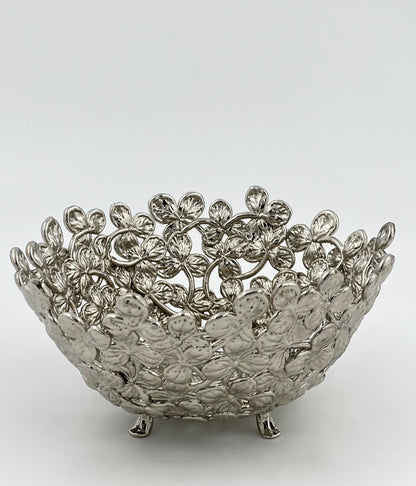 Small Leaf Bowl - Decorative Serveware | Nut Bowl | Centrepiece | Home Accent | Gold, Silver or Antique Finish