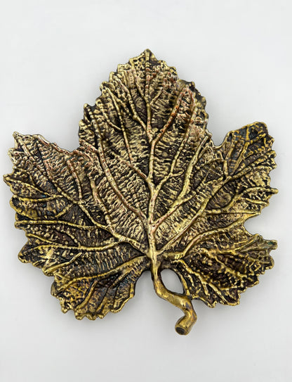 Maple Leaf Tray - Decorative Metal Tray | Small Platter | Centrepiece | Home Accent | Gold, Silver or Antique Finish