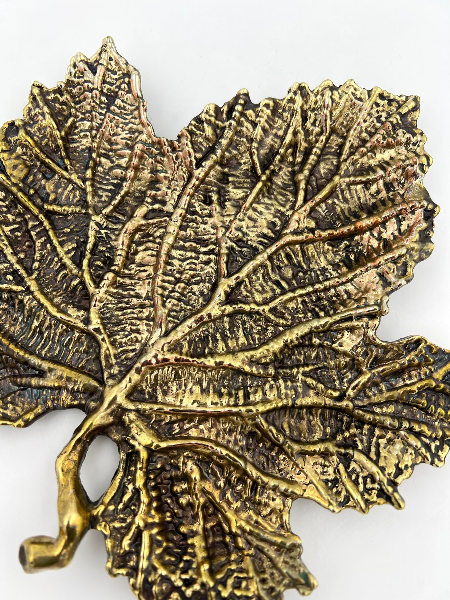 Maple Leaf Tray - Decorative Metal Tray | Small Platter | Centrepiece | Home Accent | Gold, Silver or Antique Finish
