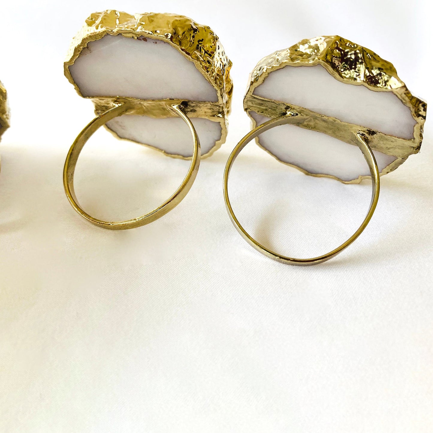 Set of 4 Hand Rounded White Agate Napkin Rings