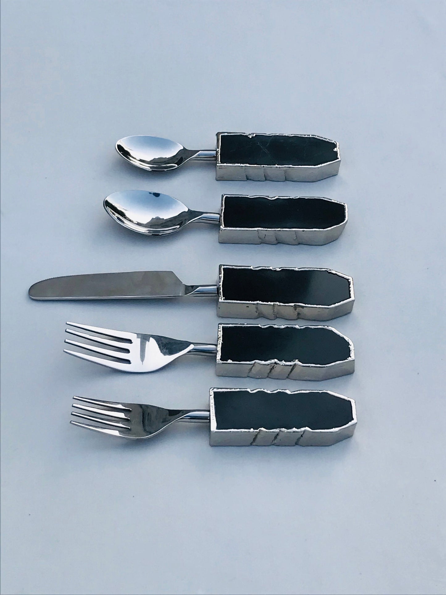 Set of 5 Pieces Black Agate Cutlery