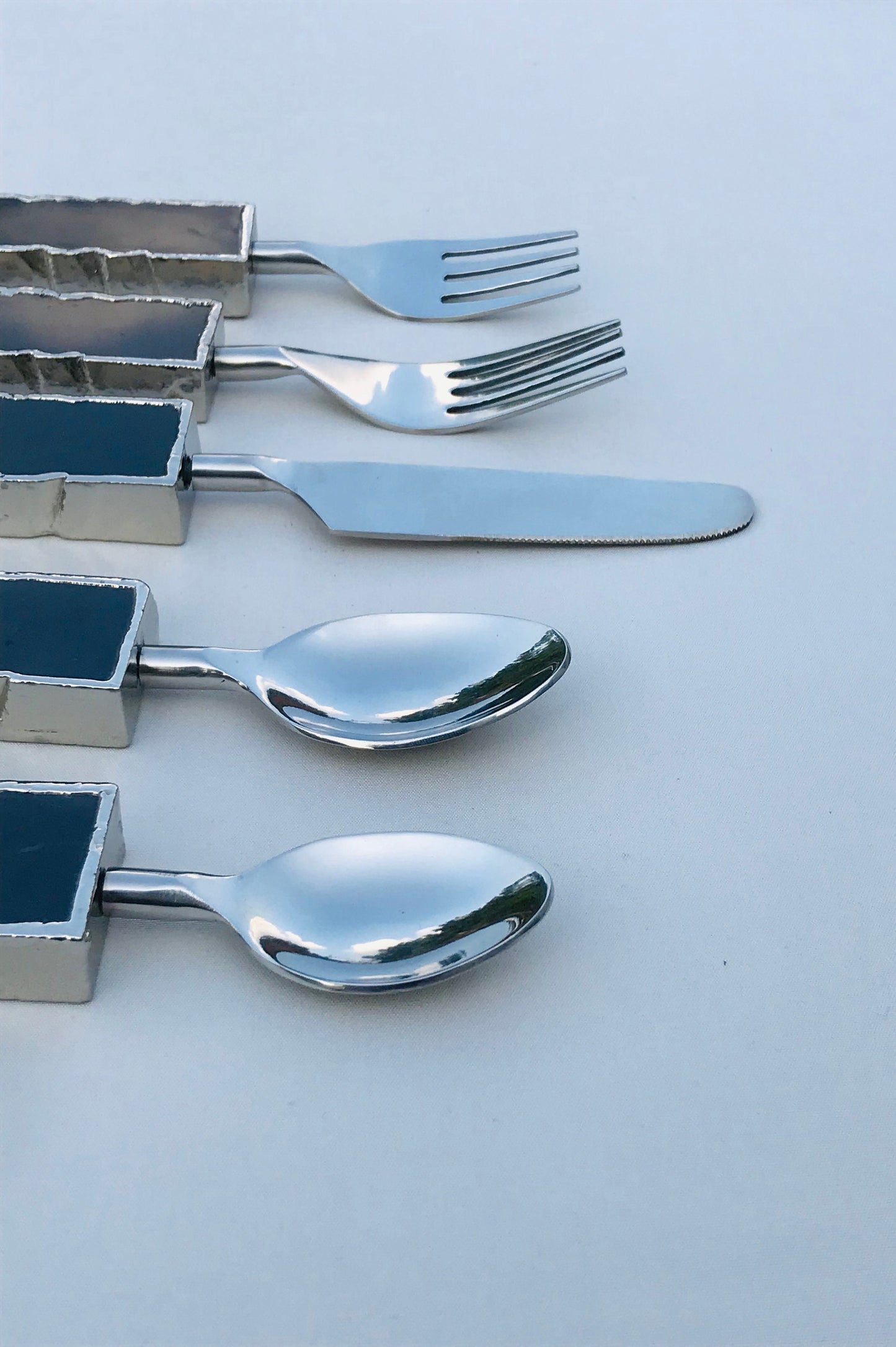 Set of 5 Pieces Black Agate Cutlery