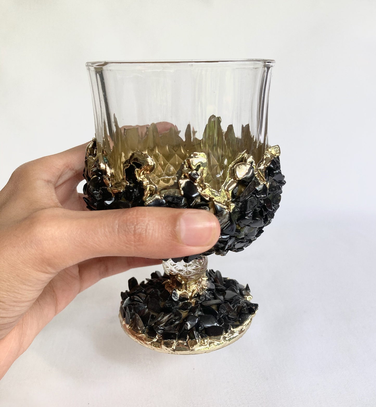 Set of 2 |Crystal Wine Glasses with Gold Plated Back Agate/Quartz Semi-precious Crystals | 7 oz/210 ml