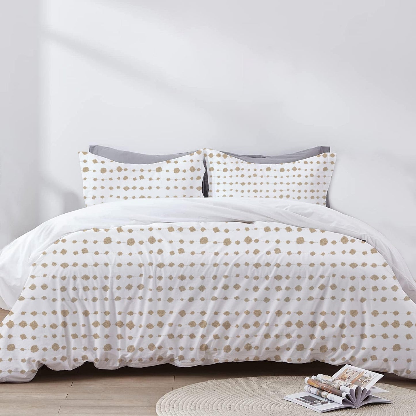 Aveline - 3 Piece Crewel Embroidered Duvet Set | Linen Cotton Mix | Embroidered Duvet Cover with Embroidered Pillowcases | Handmade | Soft