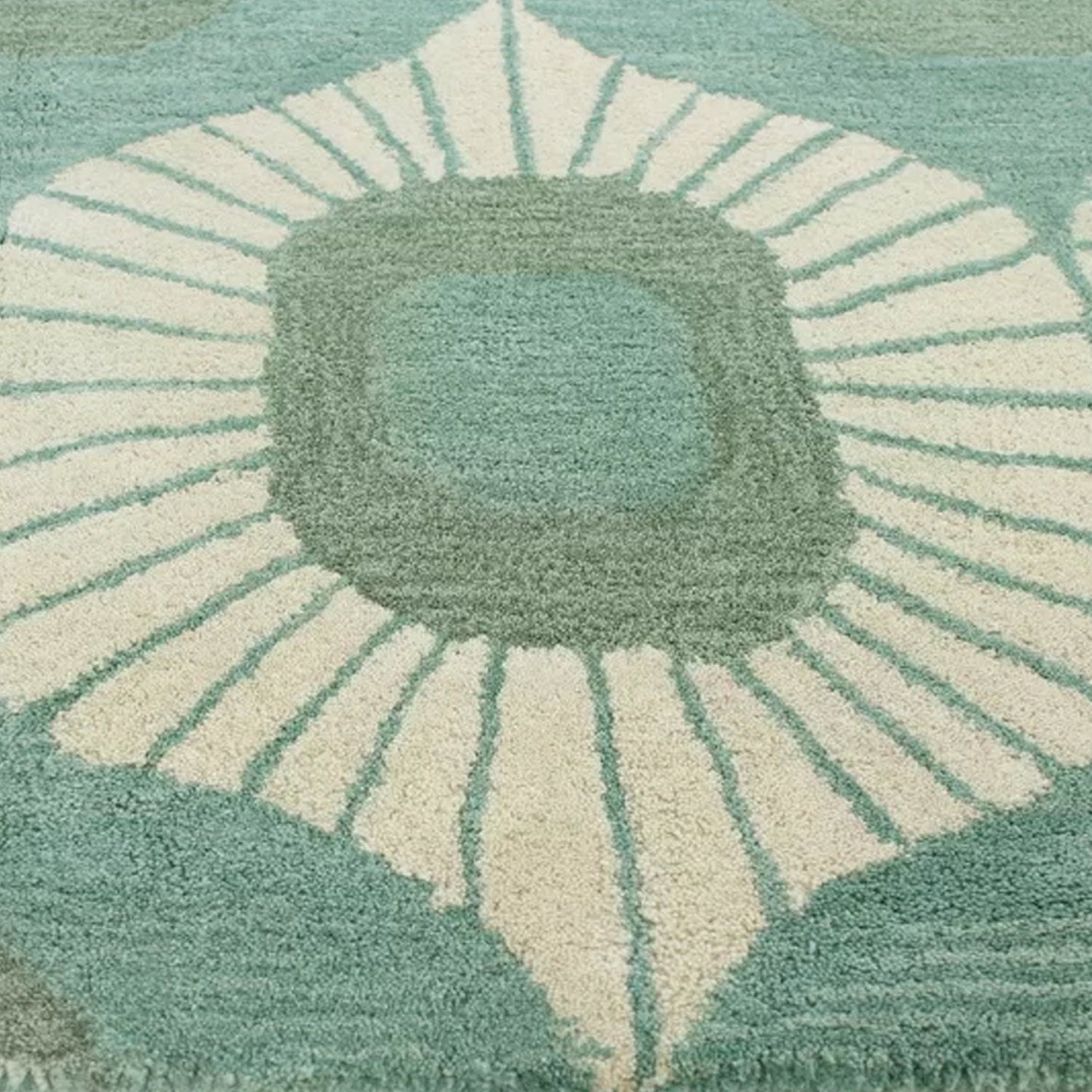 Blue and Green | Abstract Design - Handcrafted Rug/Carpet | Pure Wool | Hand Tufted | High Pile | High Density | Yarn Dyed